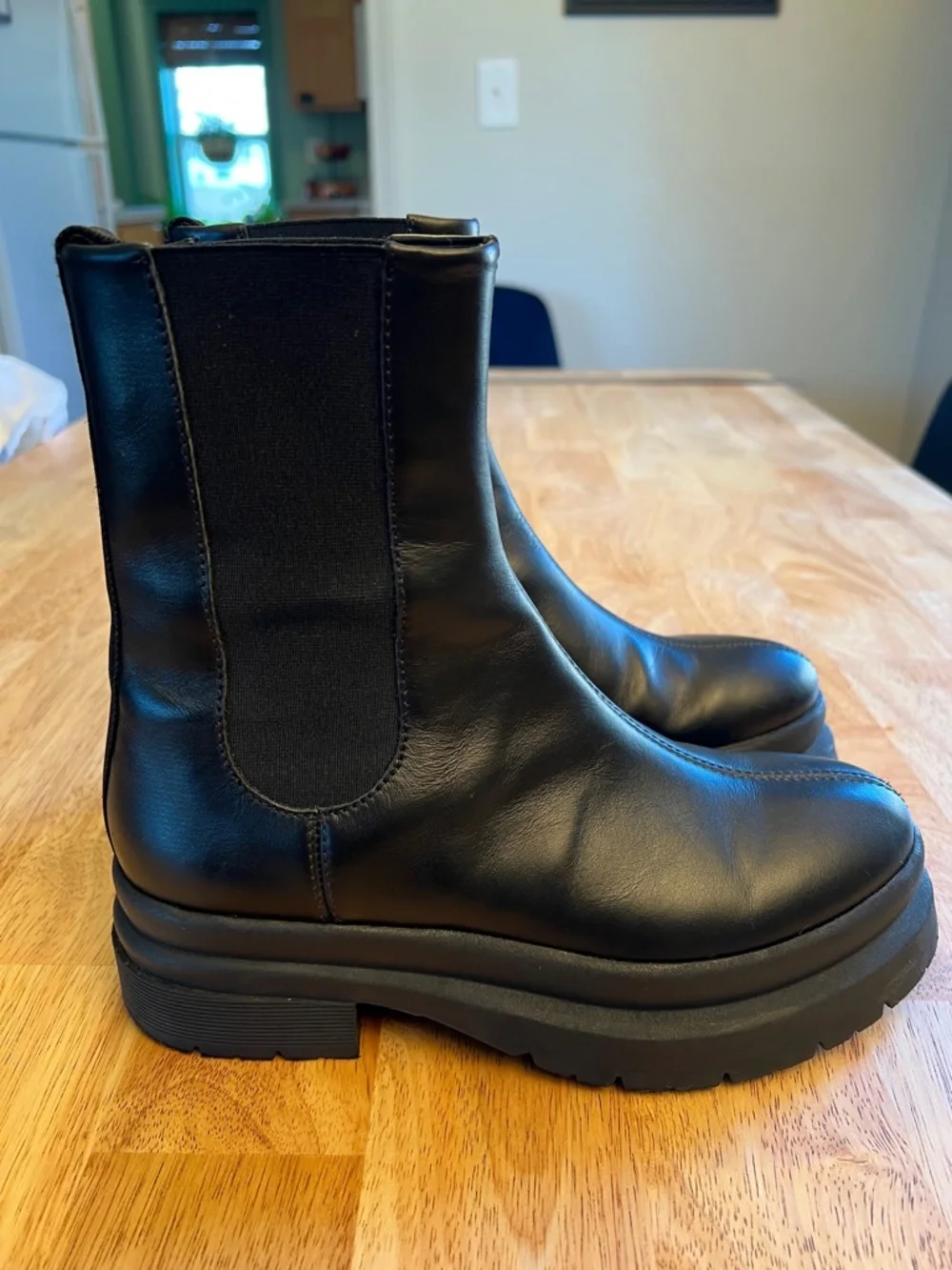 JW Anderson Black Leather Chelsea Boots 38 EU - Picture 3 of 16